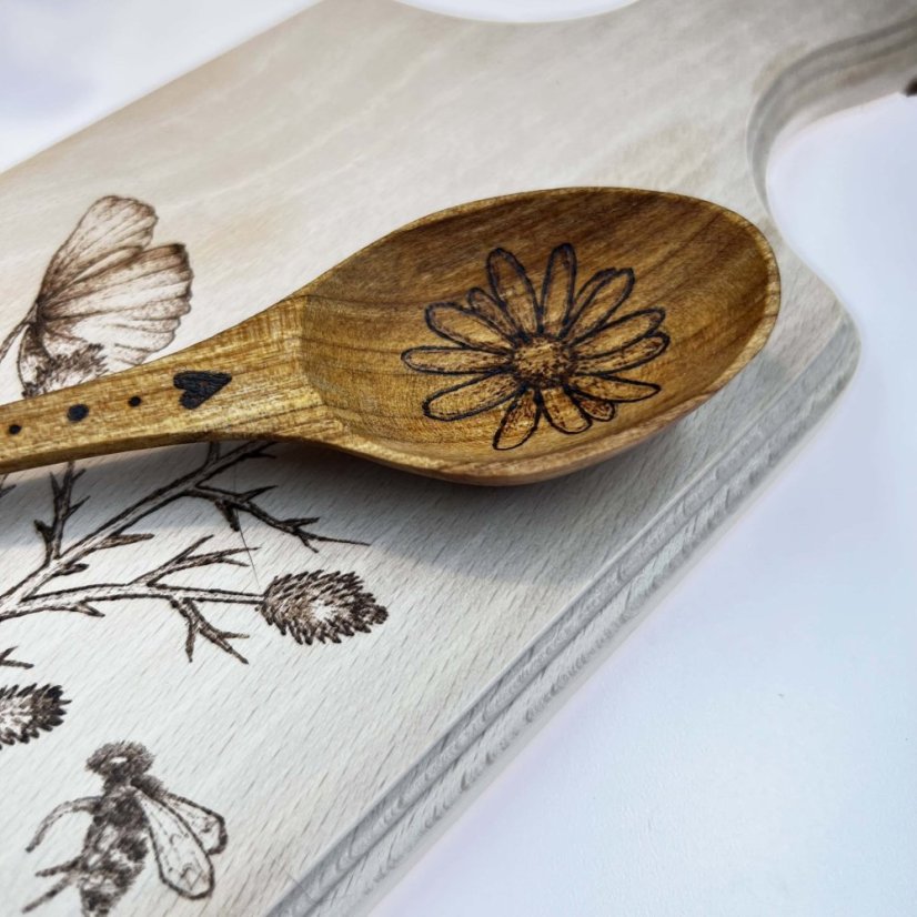 Bukové prkénko - luční kvítí - střední