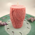 Velká přírodní svíce pro harmonizaci kořenové čakry