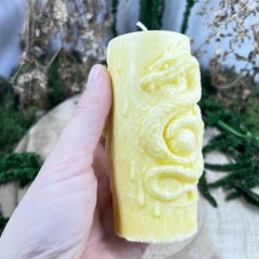 Přírodní rituální svíce - Drak - žlutá Přírodní rituální svíce - Drak - žlutá