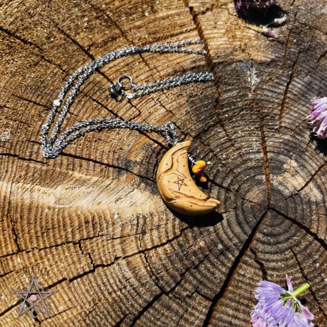 Wooden hand-carved jewelry - Crescent - protection, balance