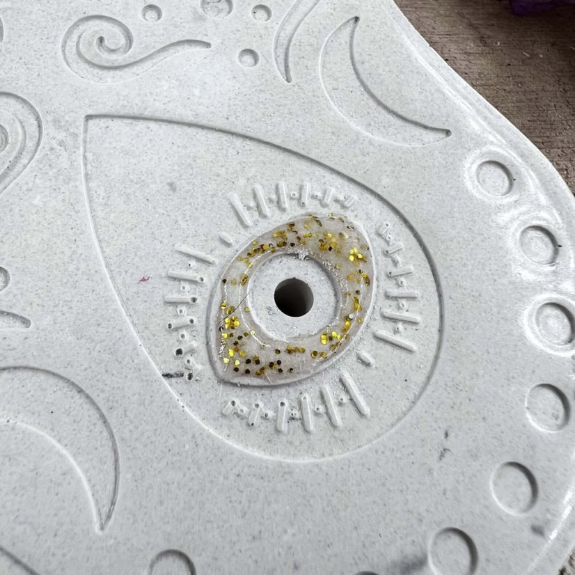 Podložka pod vonné tyčinky - ruka Fatimy - pro ochranu, štěstí a harmonii