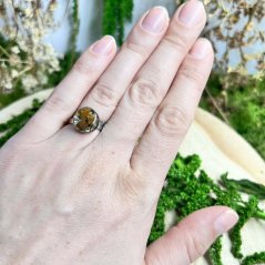 Orgonite ring - tiger's eye - inner strength, self-confidence