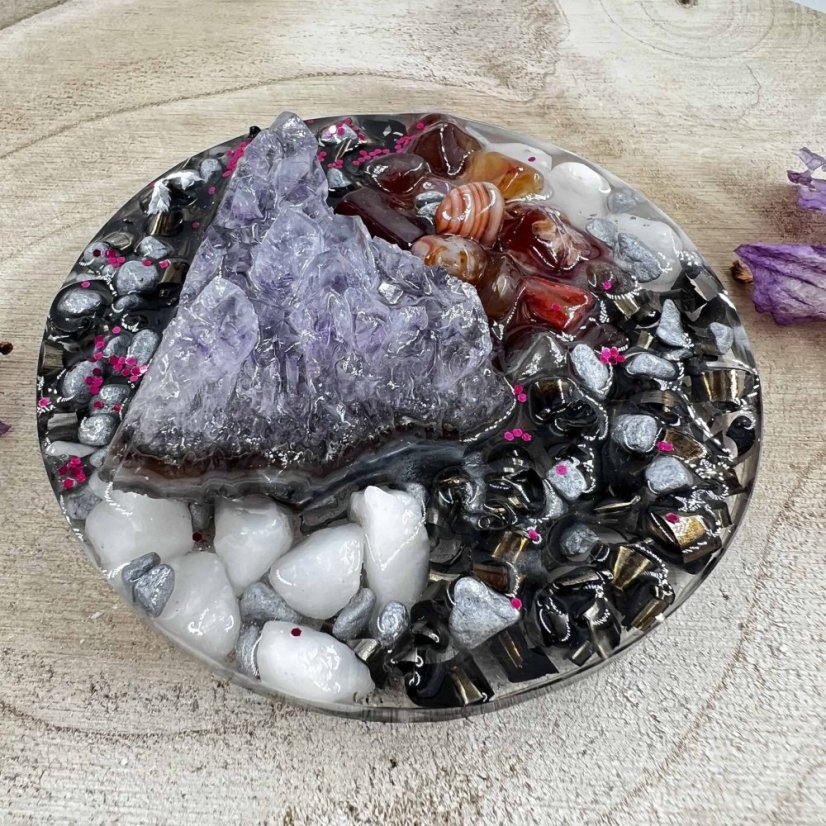 Orgonitový oltář - pro očistu, ochranu, stabilizaci energie