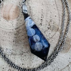 Orgonitové kyvadlo / přívěšek s modrým chalcedonem pro jemnou komunikaci duše