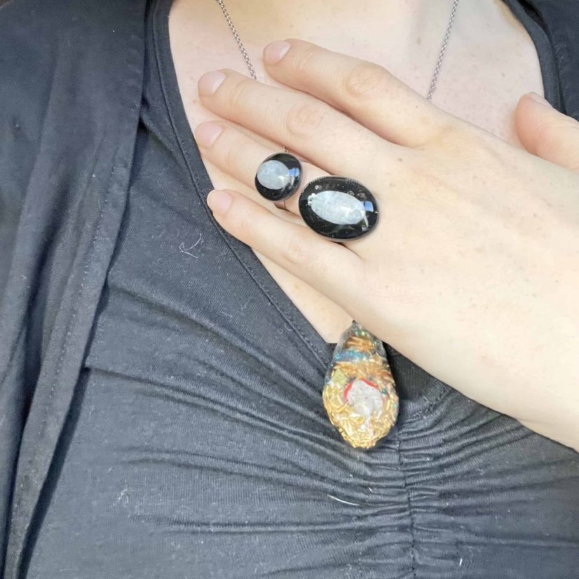 Orgonite ring - moonstone - fertility, feminine energy