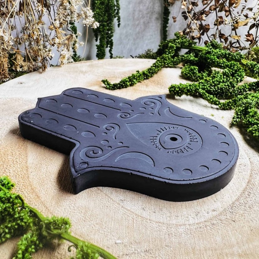 Podložka pod vonné tyčinky - černá - ruka Fatimy - pro ochranu, štěstí a harmonii