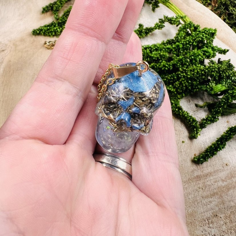 Orgonitová lebka s měsíčním kamenem - pro intuici, rovnováhu a vnitřní klid