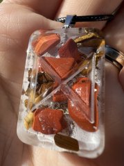 Orgonite jewellery with the Dagaz rune for transformation guided by your own will