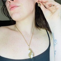 Orgonitový náhrdelník s náušnicemi - howlit - uvolnění napětí a stresu