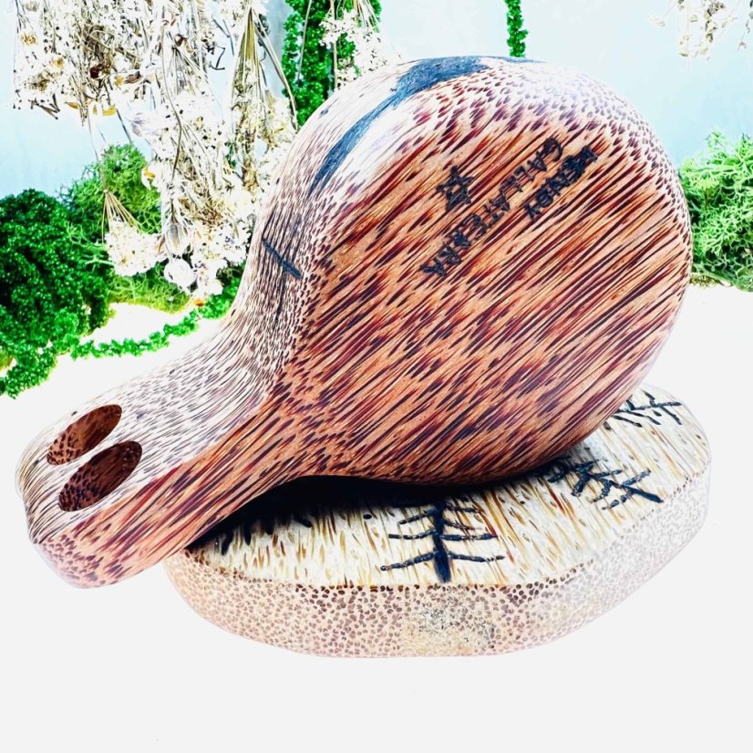 Kokosová kuksa - vlk v lese - malá