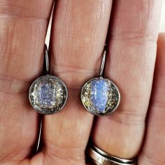 Orgonite earrings with opal for lightness and awakening intuition