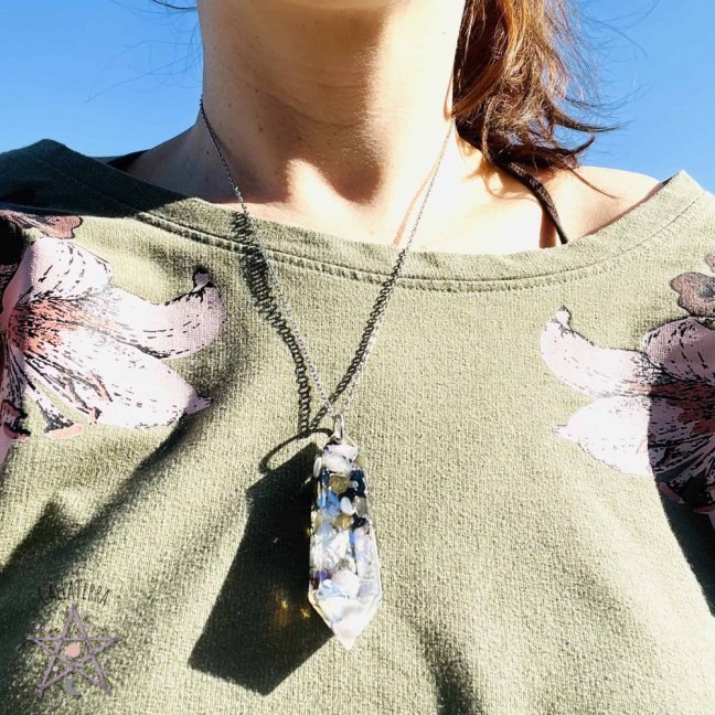 MAXI orgonite pendulum - opal, labradorite, kunzite and blue chalcedony