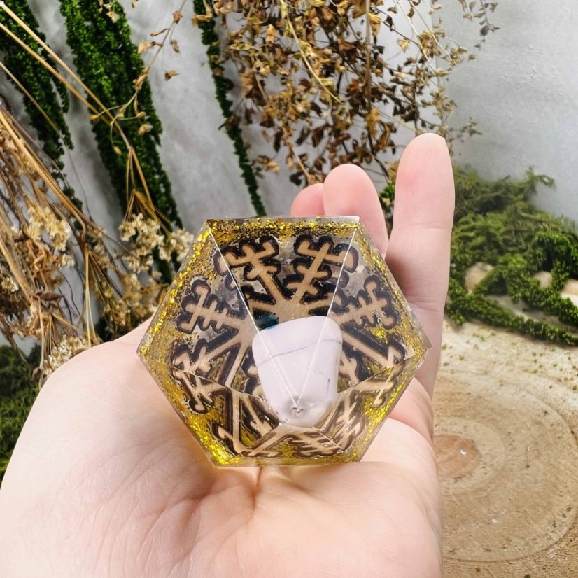 Orgonitový krystal / špice s Vegvisírem pro vedení správnou cestou