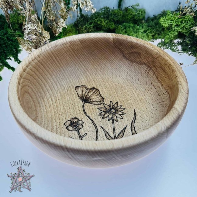 Beech bowl - meadow flowers