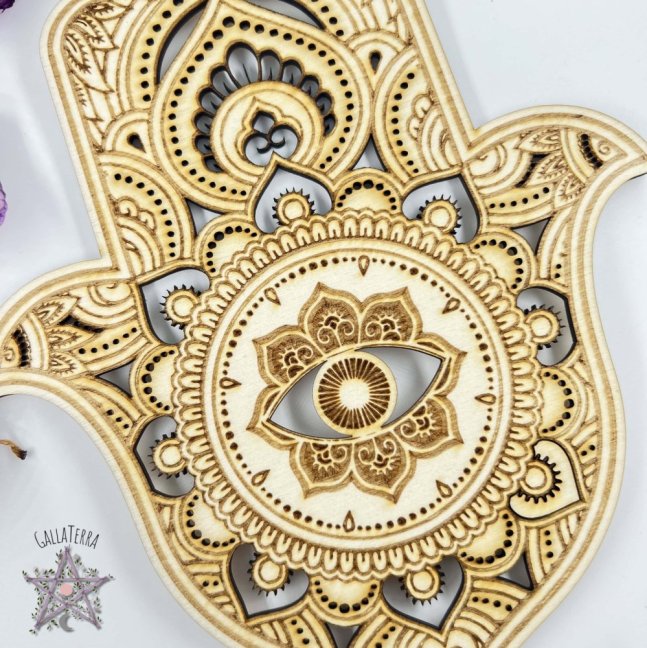 Dřevěná dekorace ruka Fatimy (hamsa)