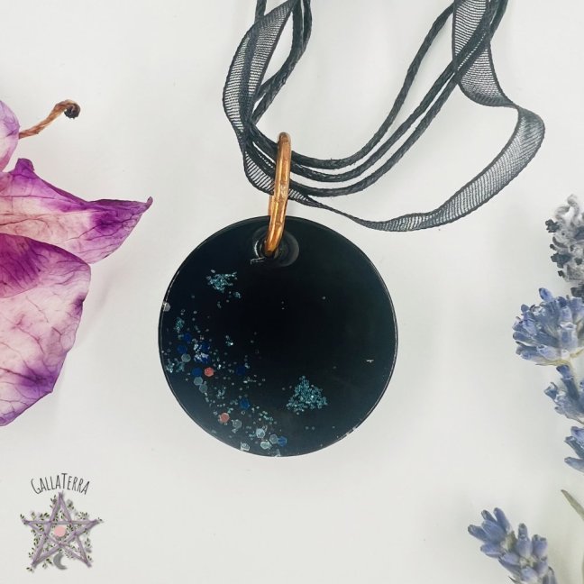 Orgonitový amulet - přívěsek - SLUNCE ZA OBZOREM