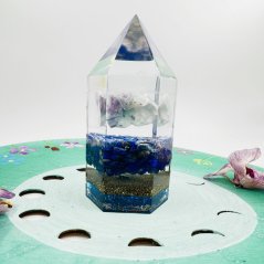 Orgonite crystal with the Om symbol – for harmony, intuition and spiritual balance