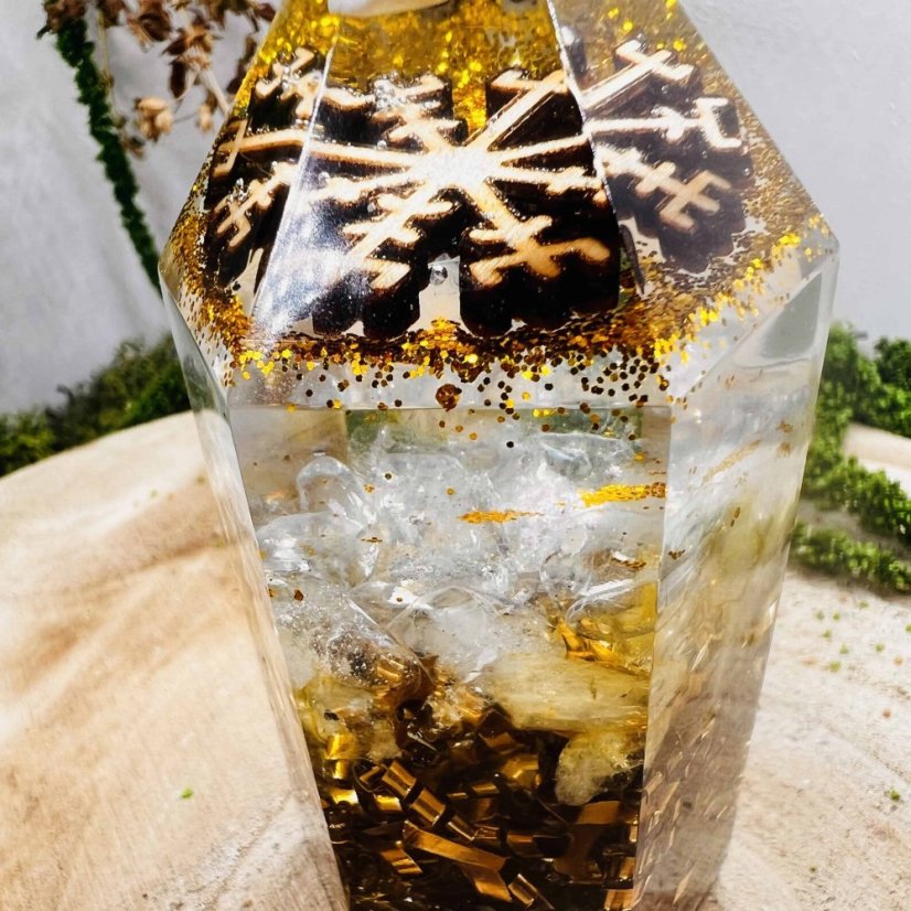 Orgonitový krystal / špice s Vegvisírem pro vedení správnou cestou